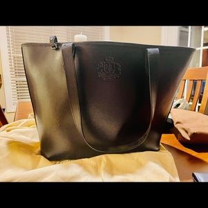 Dark Navy Ralph Lauren shoulder bag with attachable zipper pouch.